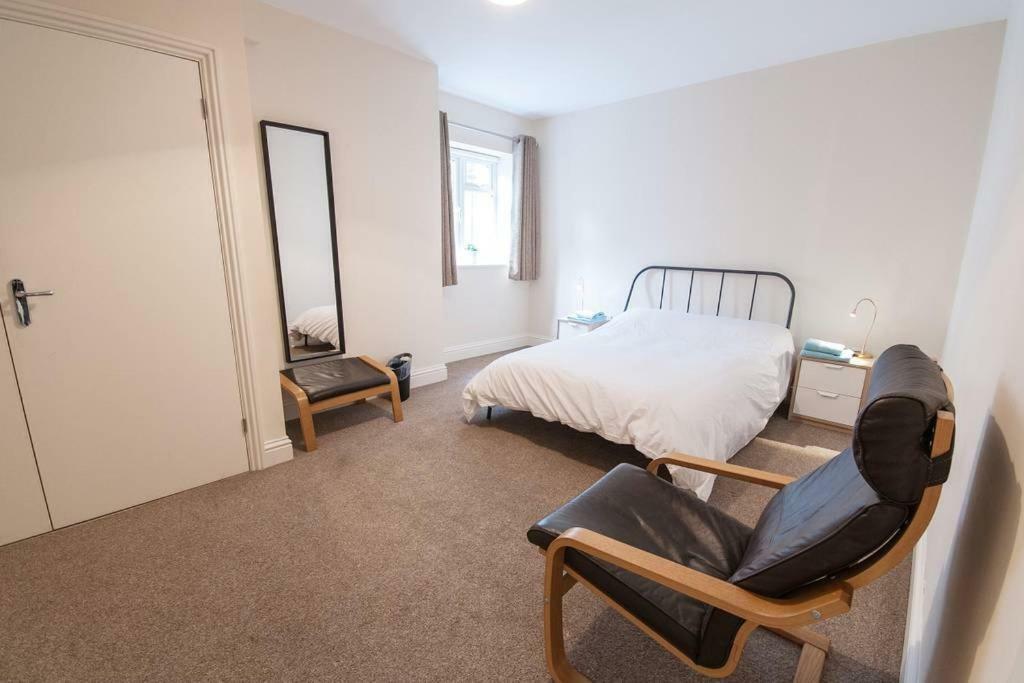 The Broadmead Forest - Spacious City Centre 3Bdr Apartment Bristol Exterior foto
