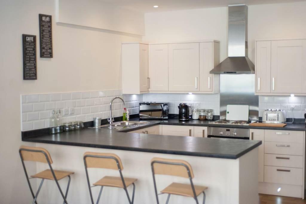 The Broadmead Forest - Spacious City Centre 3Bdr Apartment Bristol Exterior foto